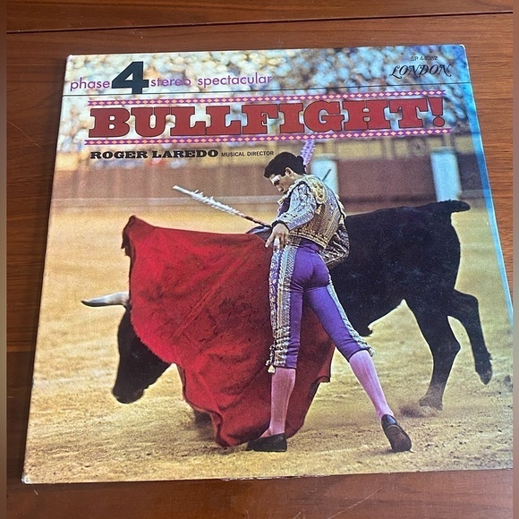 Roger Laredo Bullfight Vinyl Record - Picture 1 of 2